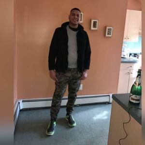 Meet your Posher, Rojas rojas